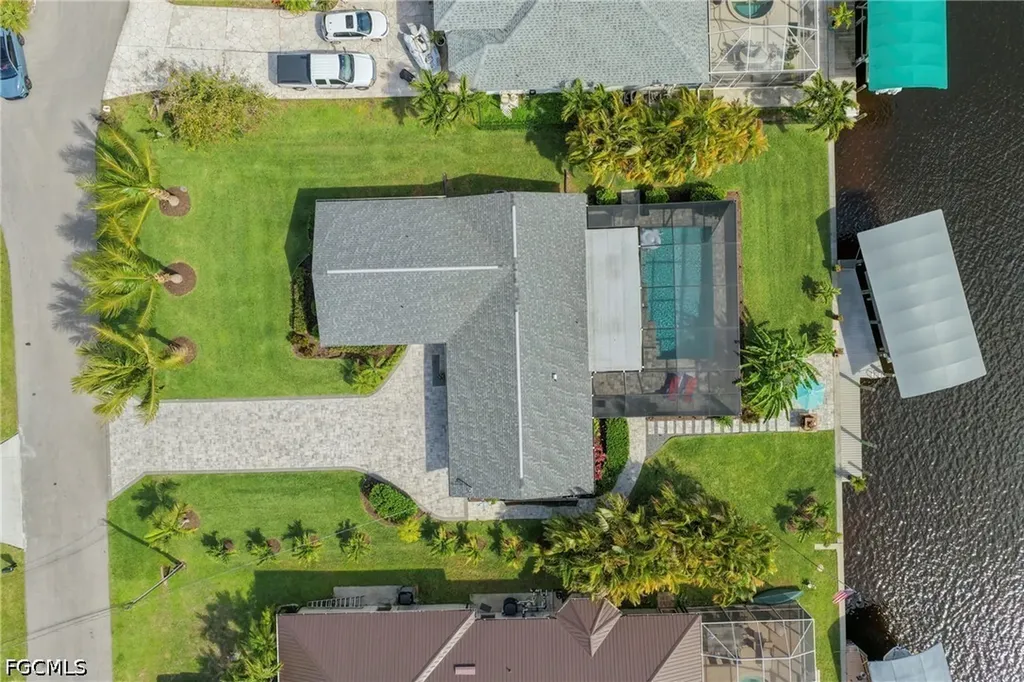 2124 Saint Croix Avenue Fort Myers FL 33905