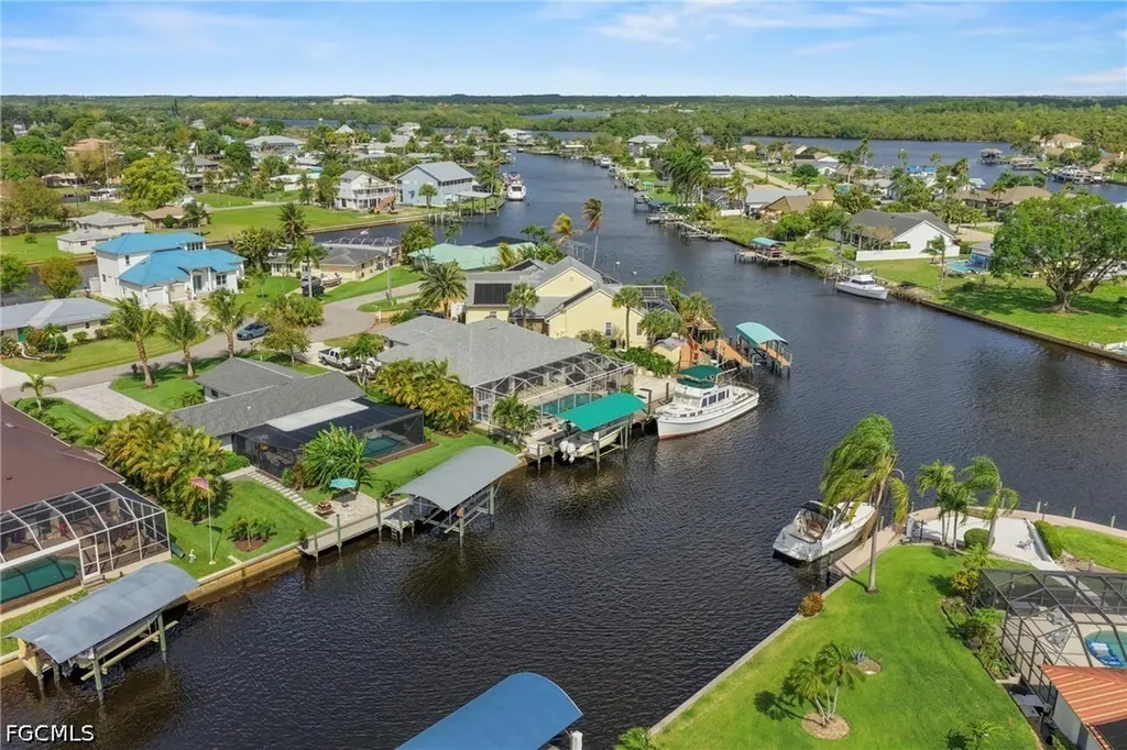 2124 Saint Croix Avenue Fort Myers FL 33905