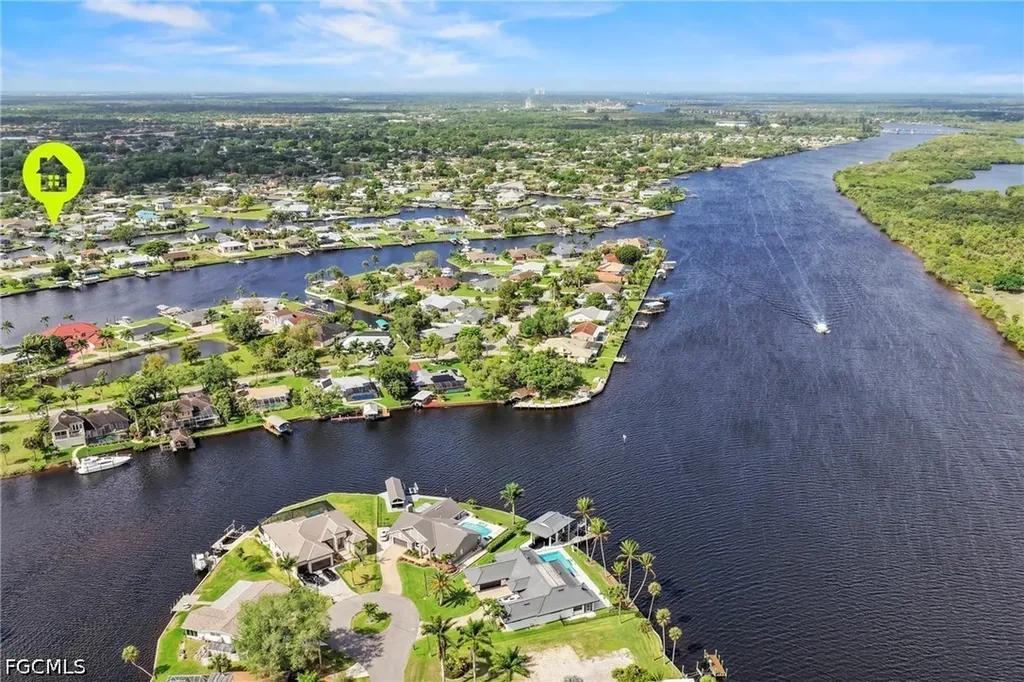 2124 Saint Croix Avenue Fort Myers FL 33905