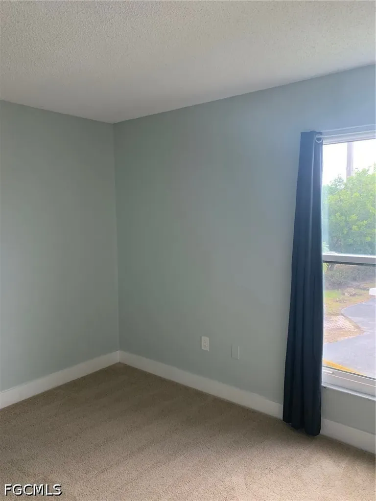 8849 Somerset Boulevard Fort Myers FL 33919