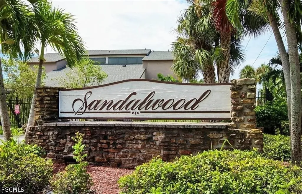 8849 Somerset Boulevard Fort Myers FL 33919