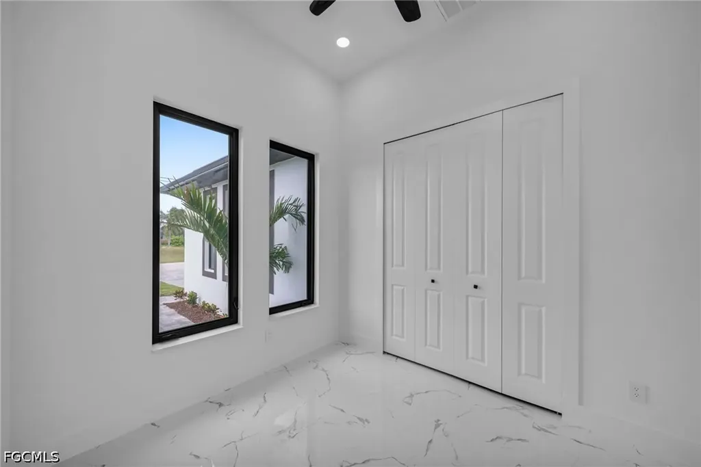 1237 NW 37th Avenue Cape Coral FL 33993