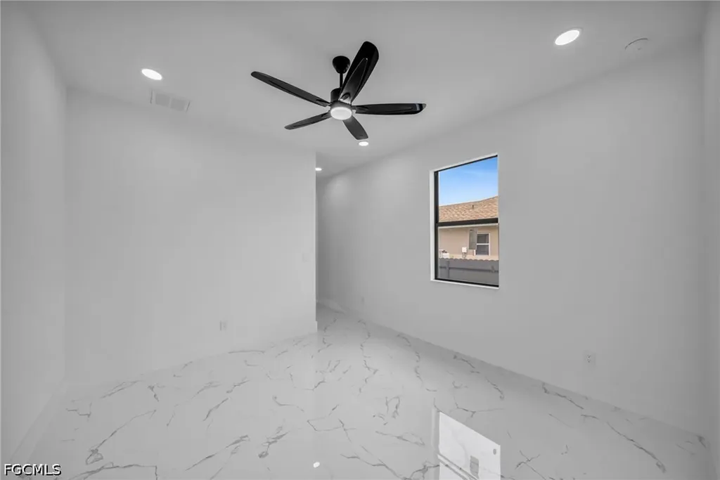 1237 NW 37th Avenue Cape Coral FL 33993
