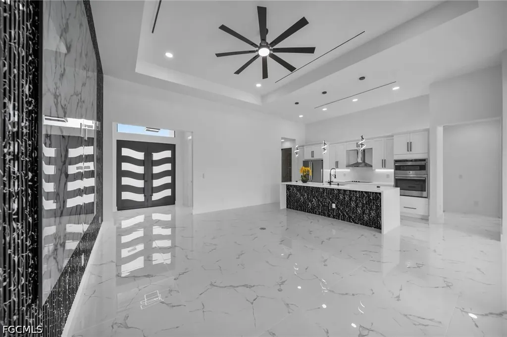 1237 NW 37th Avenue Cape Coral FL 33993
