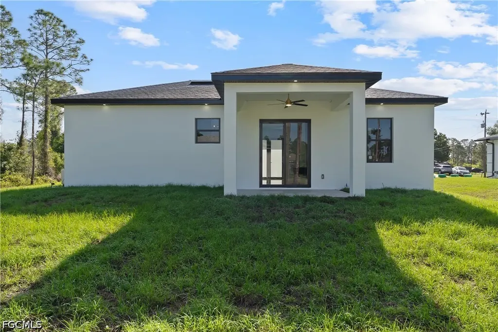 320 Loire Avenue S Lehigh Acres FL 33974