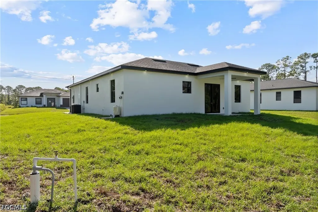 320 Loire Avenue S Lehigh Acres FL 33974