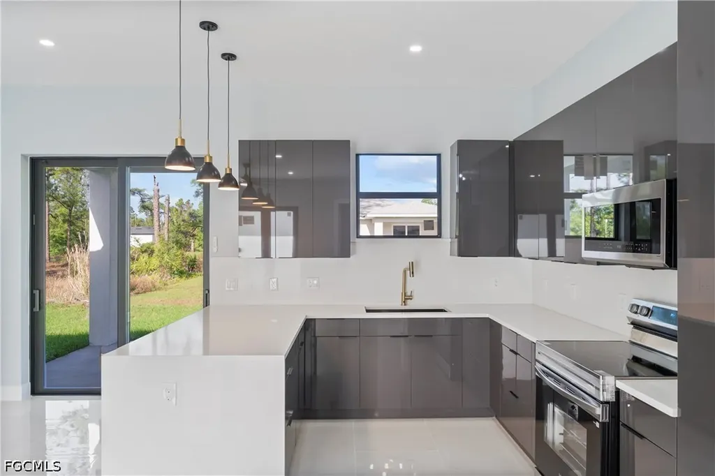 320 Loire Avenue S Lehigh Acres FL 33974
