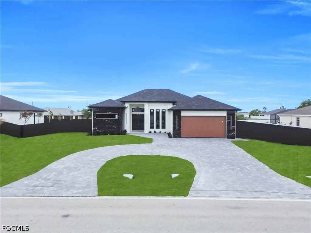 2026 Santa Barbara Boulevard N Cape Coral FL 33993
