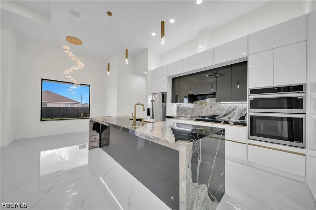 2026 Santa Barbara Boulevard N Cape Coral FL 33993