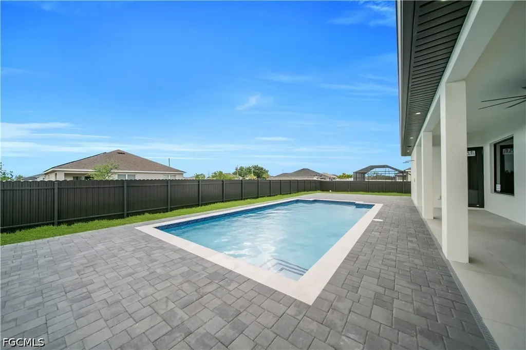2026 Santa Barbara Boulevard N Cape Coral FL 33993