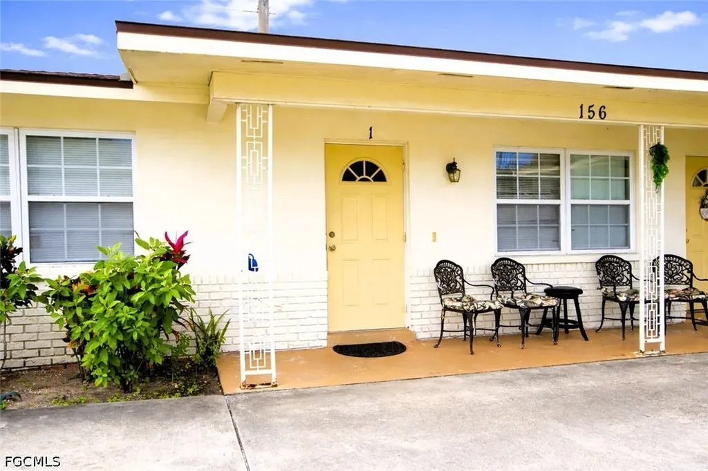 156 SW 47th Terrace Cape Coral FL 33914