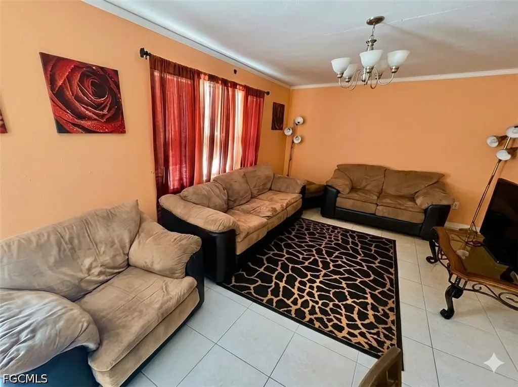 156 SW 47th Terrace Cape Coral FL 33914