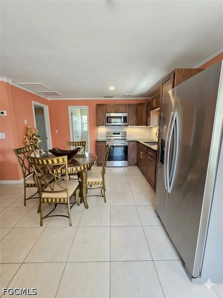 156 SW 47th Terrace Cape Coral FL 33914