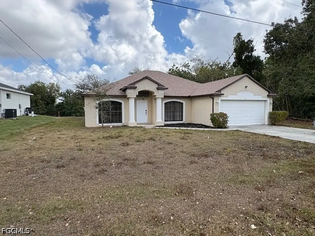 307 SE 1st Place Cape Coral FL 33990