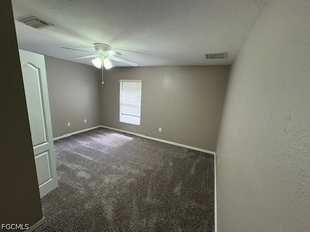 307 SE 1st Place Cape Coral FL 33990