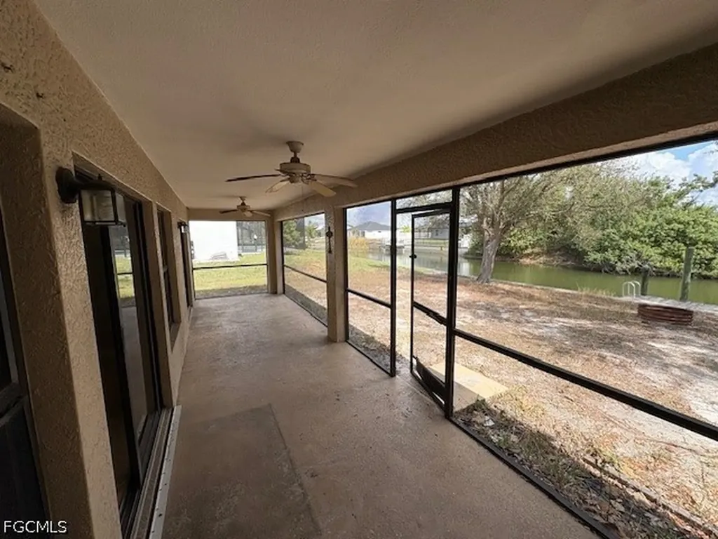 307 SE 1st Place Cape Coral FL 33990