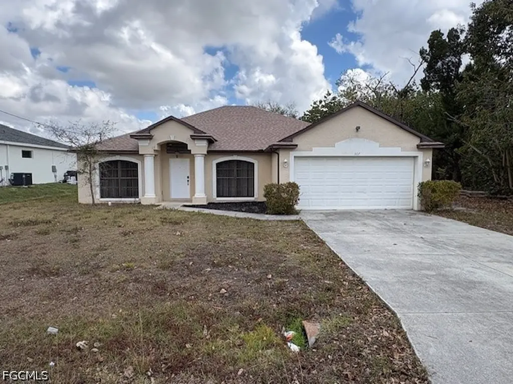 307 SE 1st Place Cape Coral FL 33990