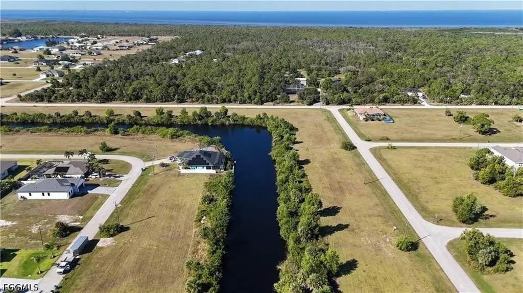 4123 Old Burnt Store Road N Cape Coral FL 33993