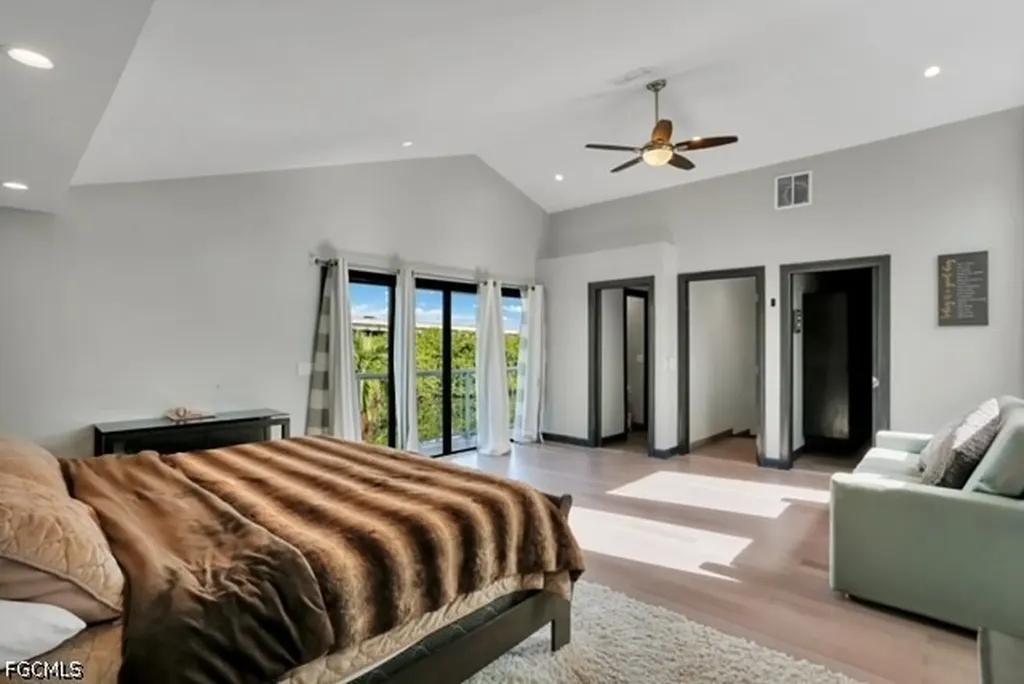 95 Schneider Drive Fort Myers FL 33905