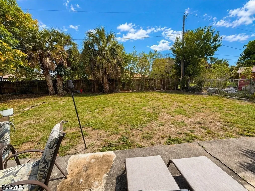 1977 46th Street SW Naples FL 34116