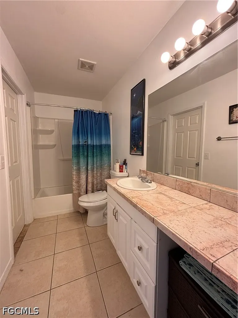 1977 46th Street SW Naples FL 34116