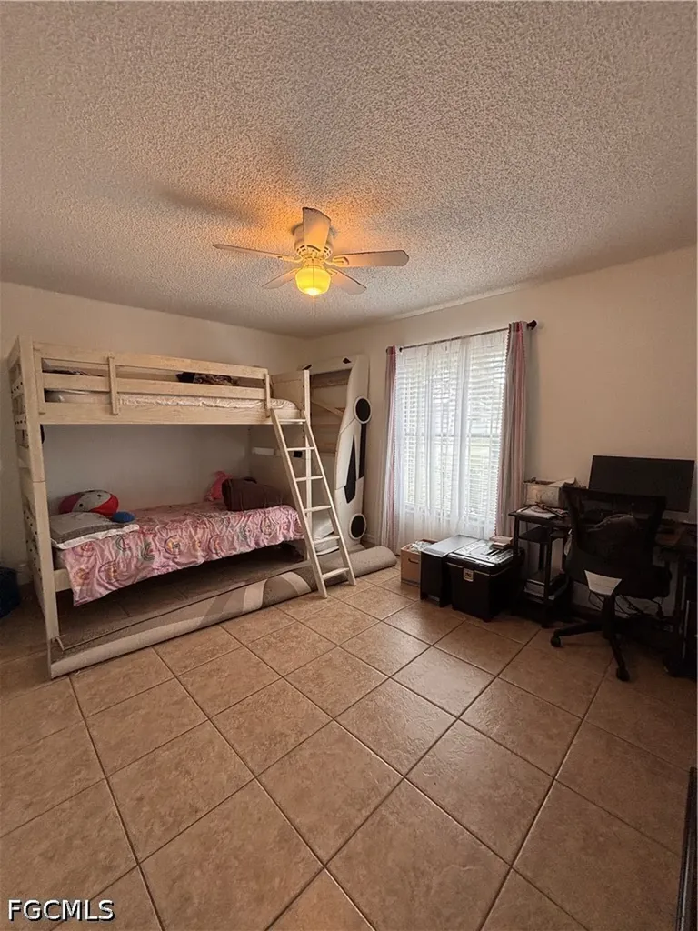 1977 46th Street SW Naples FL 34116