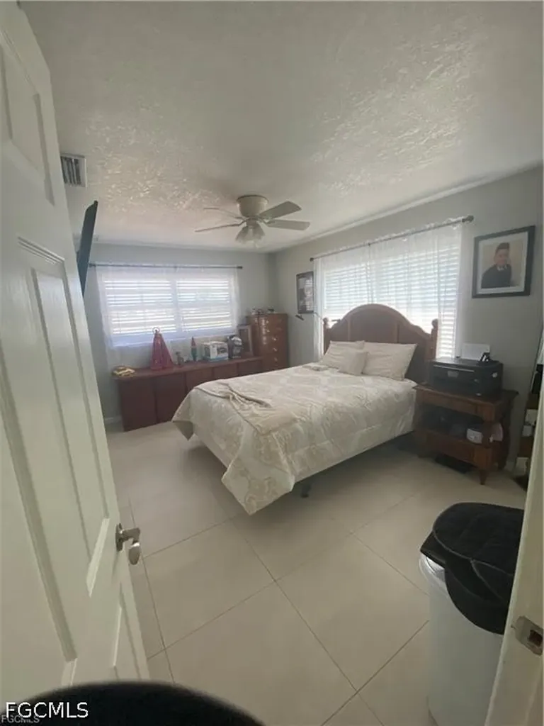 4827 Marine Drive Cape Coral FL 33904