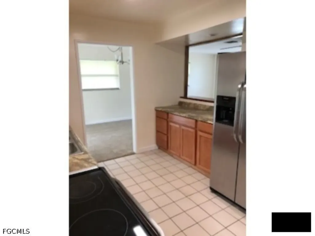 112 Crescent Lake Drive North Fort Myers FL 33917