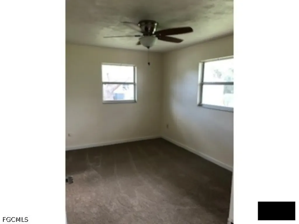 112 Crescent Lake Drive North Fort Myers FL 33917