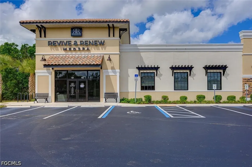 22904 Lyden Drive Estero FL 33928