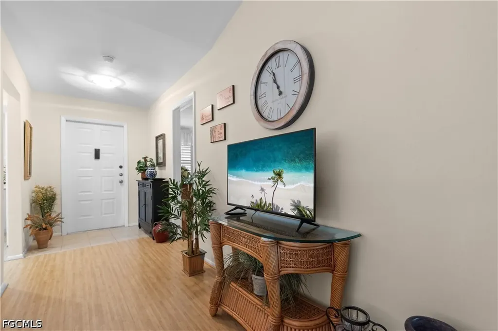 8595 Charter Club Circle Fort Myers FL 33919