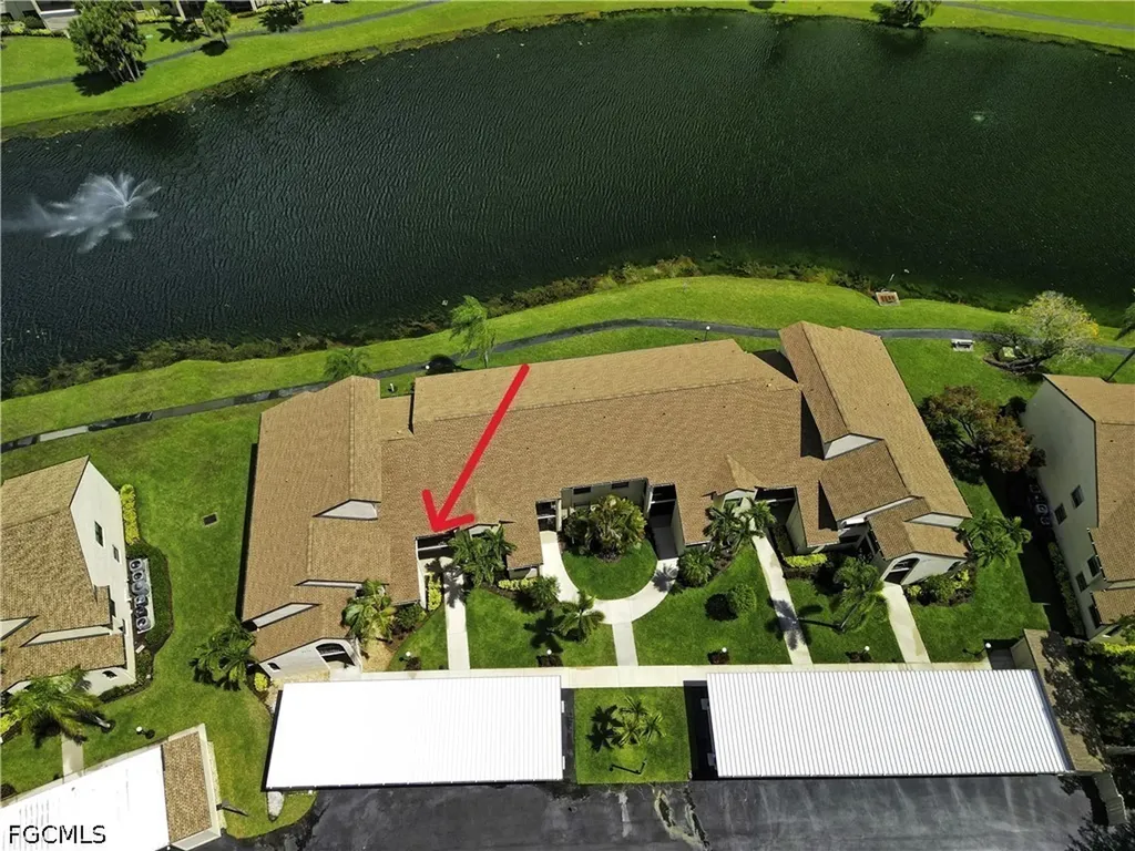 8595 Charter Club Circle Fort Myers FL 33919