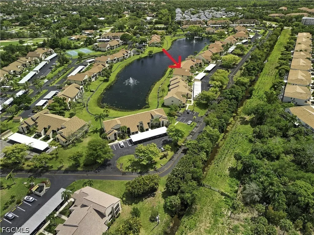 8595 Charter Club Circle Fort Myers FL 33919