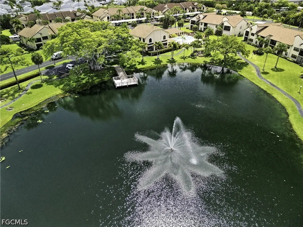 8595 Charter Club Circle Fort Myers FL 33919