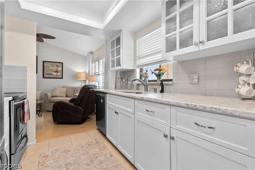 8595 Charter Club Circle Fort Myers FL 33919