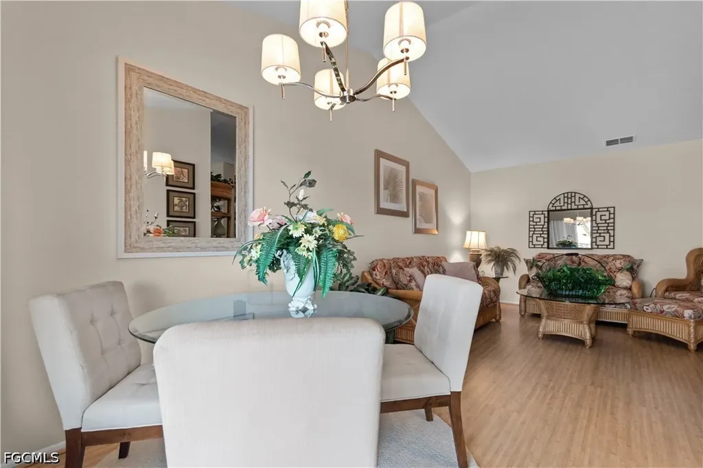 8595 Charter Club Circle Fort Myers FL 33919
