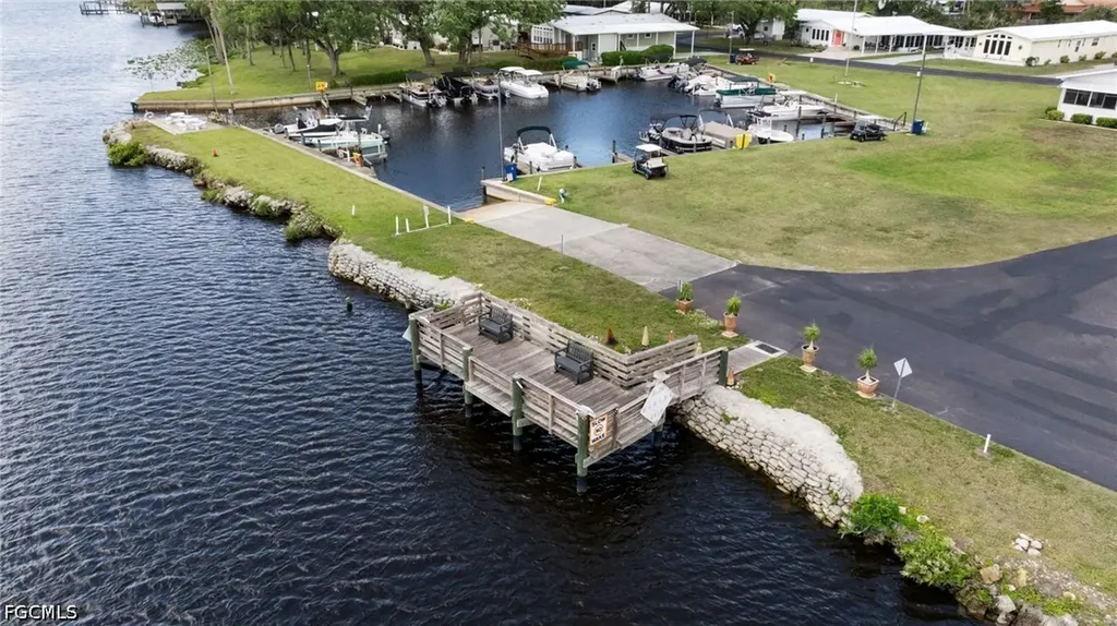 5 Hay Street Alva FL 33920