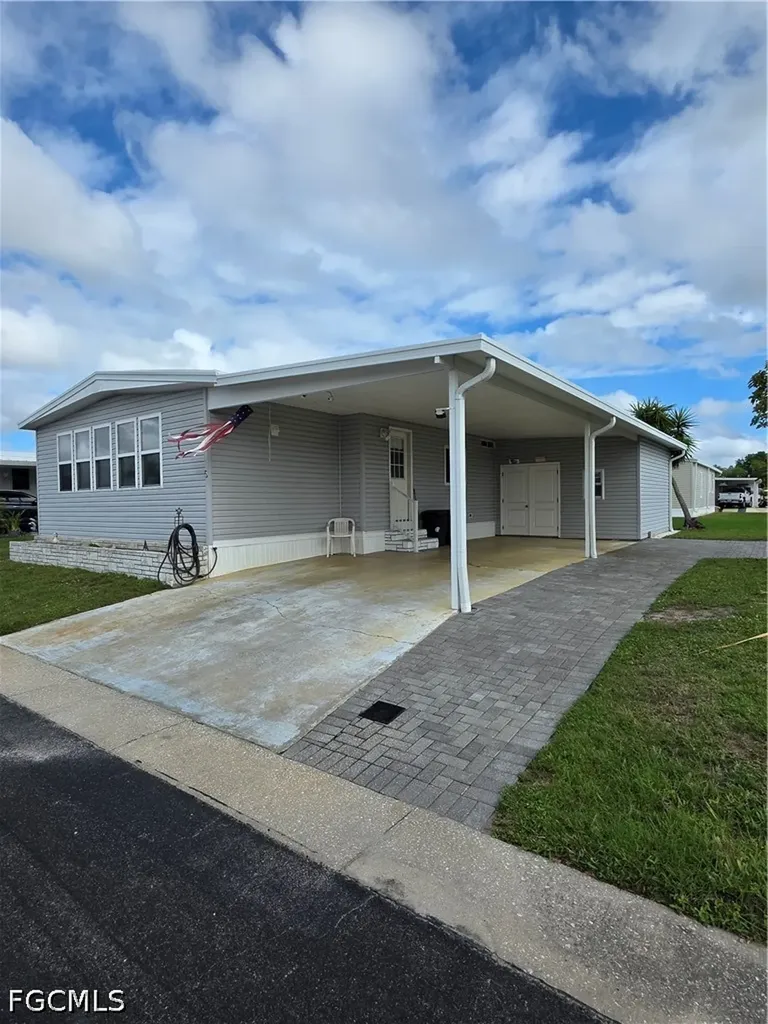 5 Hay Street Alva FL 33920