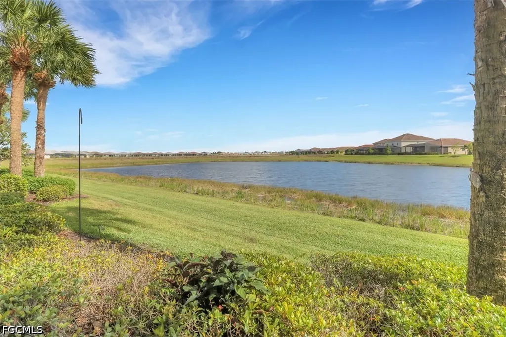 16580 Goldenrod Lane Alva FL 33920