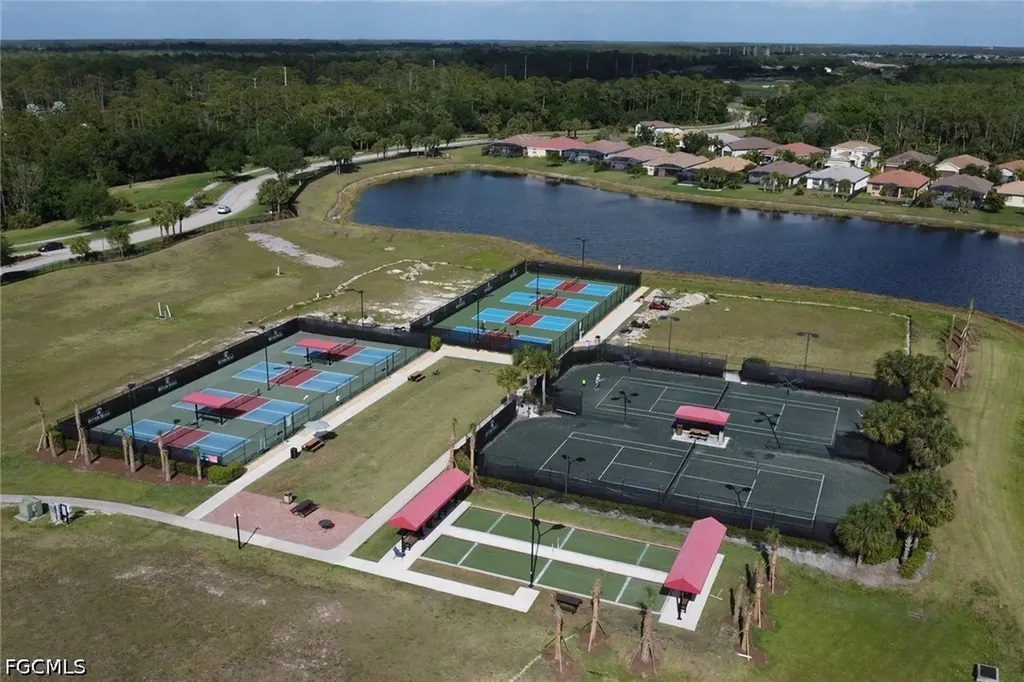 16580 Goldenrod Lane Alva FL 33920