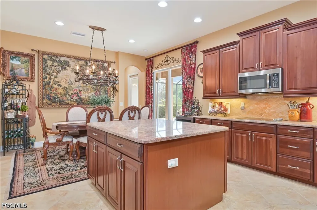 13900 Binghampton Drive Fort Myers FL 33905