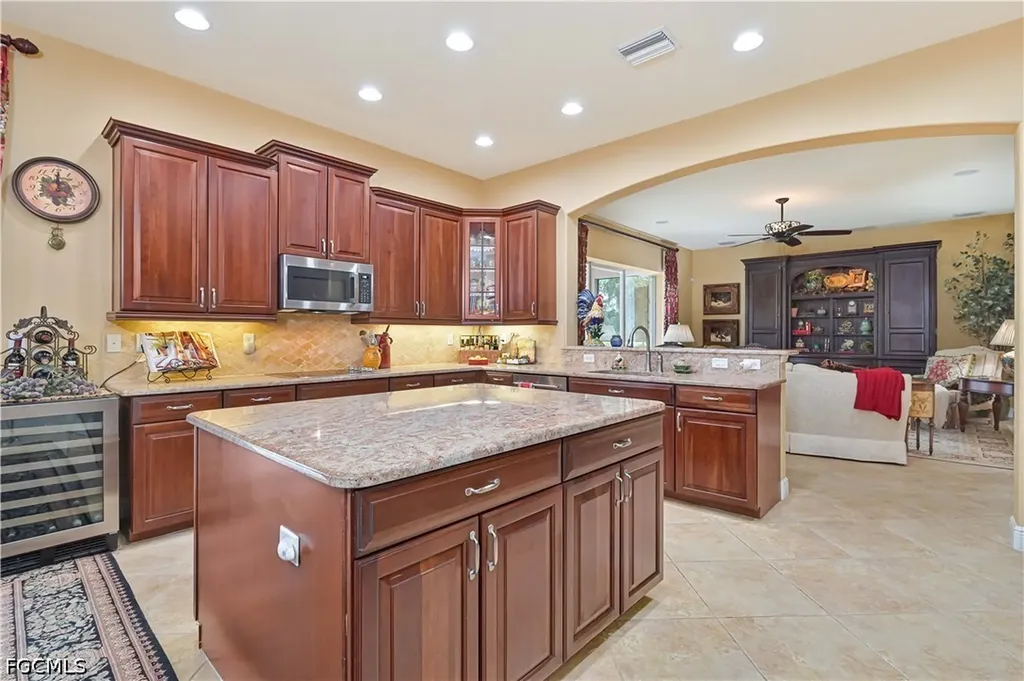 13900 Binghampton Drive Fort Myers FL 33905