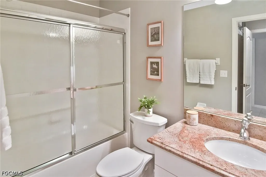 8076 Queen Palm Lane Fort Myers FL 33966