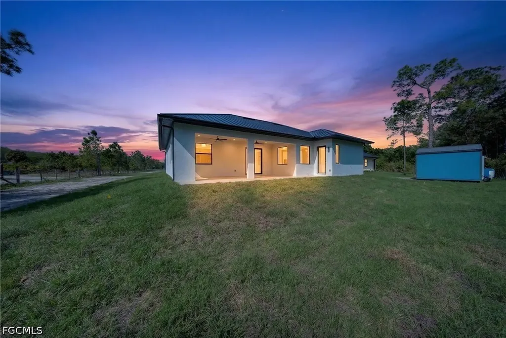3508 27th Avenue NE Naples FL 34120