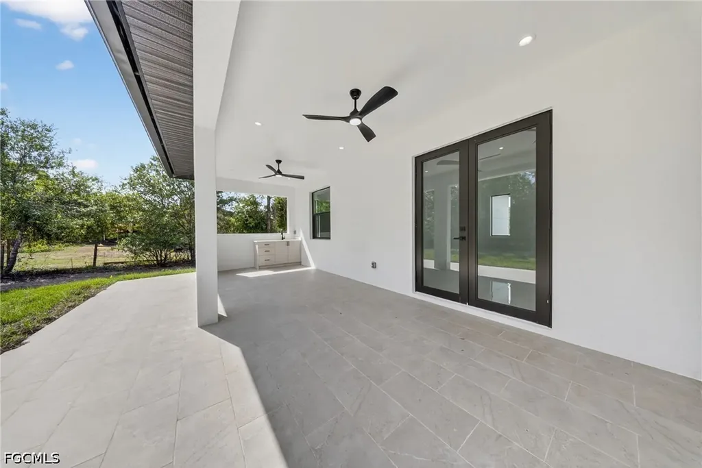 3508 27th Avenue NE Naples FL 34120