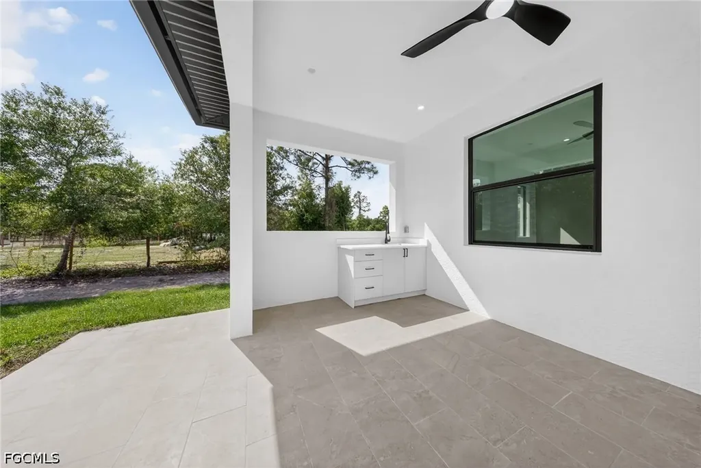 3508 27th Avenue NE Naples FL 34120