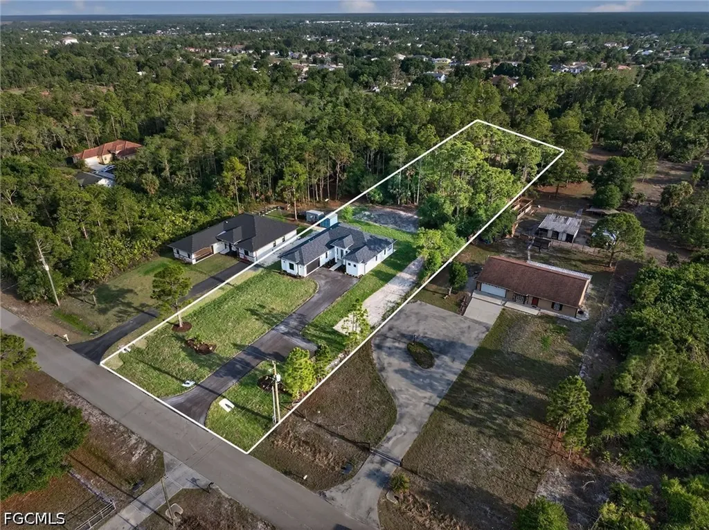 3508 27th Avenue NE Naples FL 34120