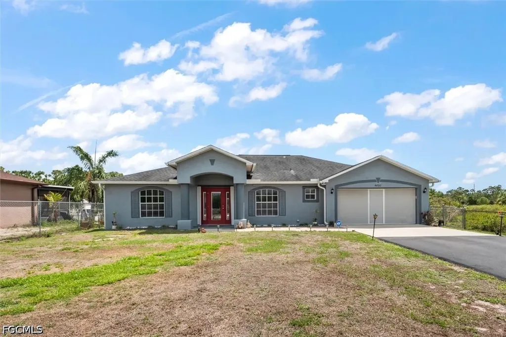 Naples FL, 4860 14TH Street NE