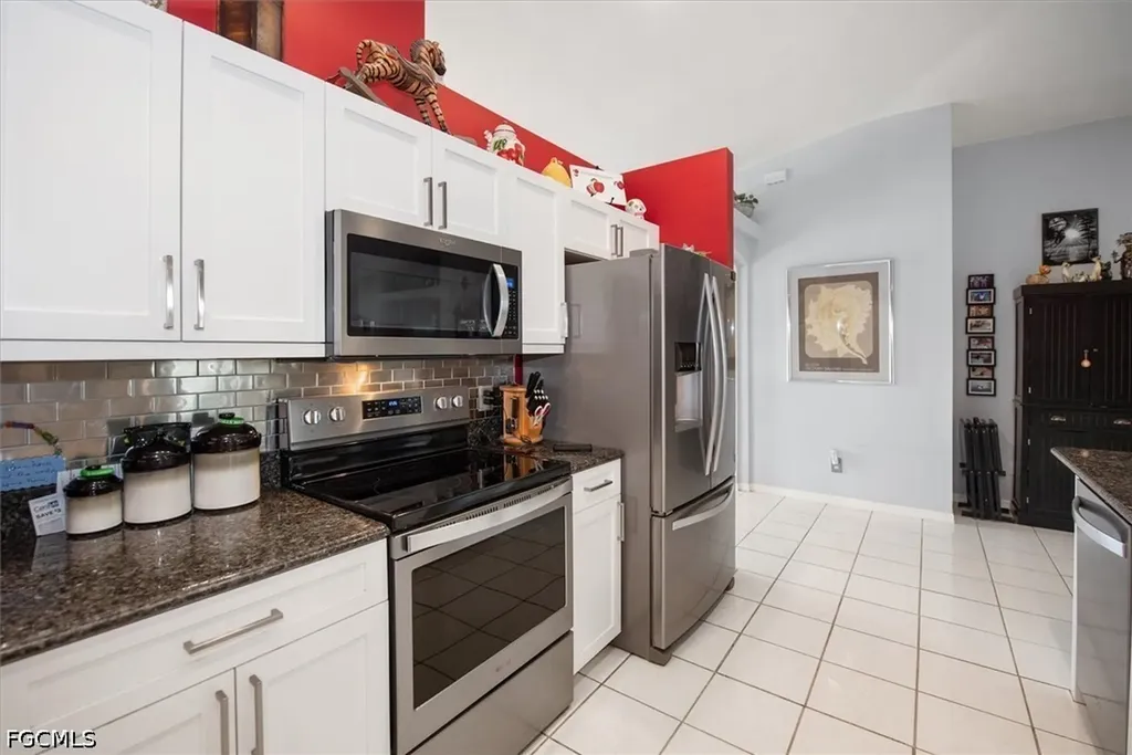 4860 14th Street NE Naples FL 34120