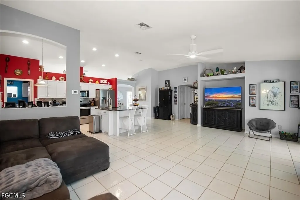 4860 14th Street NE Naples FL 34120